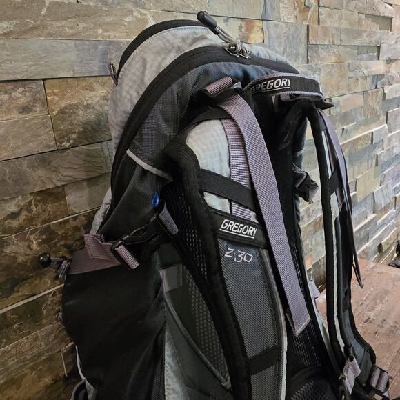 Gregory Z30 Lightweight Hiking Camping Backpack Grey Great Condition! - Picture 6 of 12